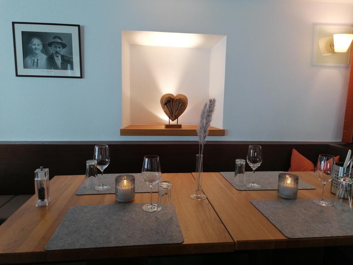 Hotel-Pension Hoferhaus Neukirchen am Grossvenediger Bagian luar foto