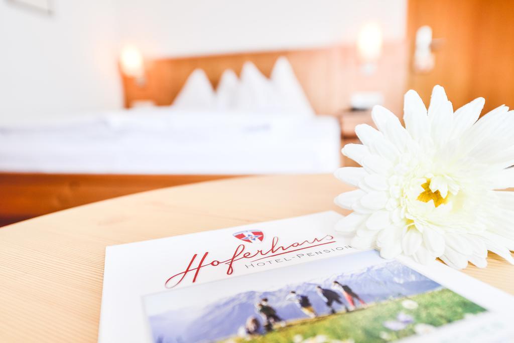 Hotel-Pension Hoferhaus Neukirchen am Grossvenediger Bagian luar foto