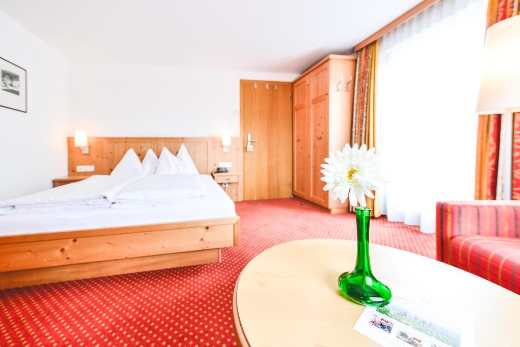 Hotel-Pension Hoferhaus Neukirchen am Grossvenediger Bagian luar foto